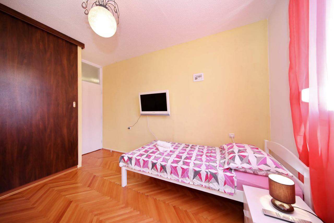 Apartman Lana In City Centre With Garage Zadar Zewnętrze zdjęcie