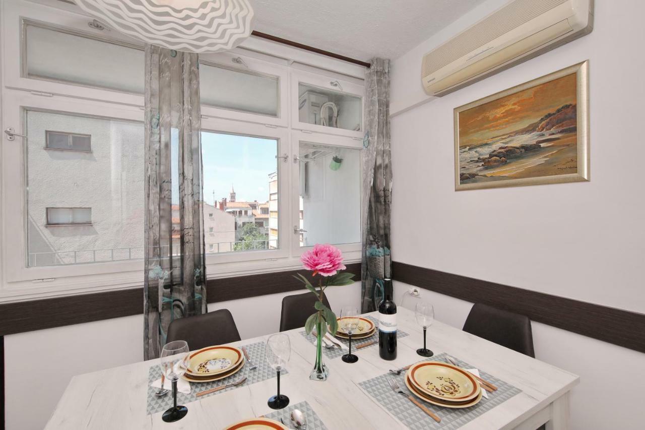 Apartman Lana In City Centre With Garage Zadar Zewnętrze zdjęcie
