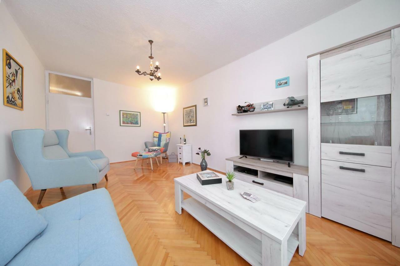 Apartman Lana In City Centre With Garage Zadar Zewnętrze zdjęcie