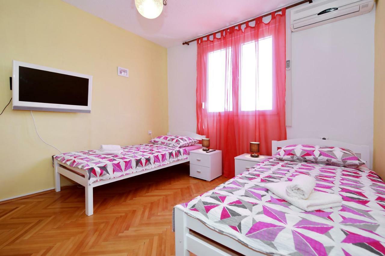 Apartman Lana In City Centre With Garage Zadar Zewnętrze zdjęcie