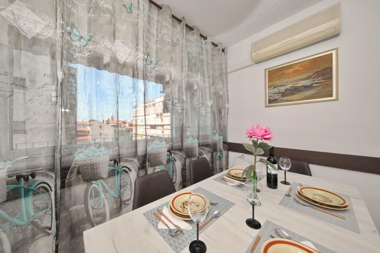 Apartman Lana In City Centre With Garage Zadar Zewnętrze zdjęcie