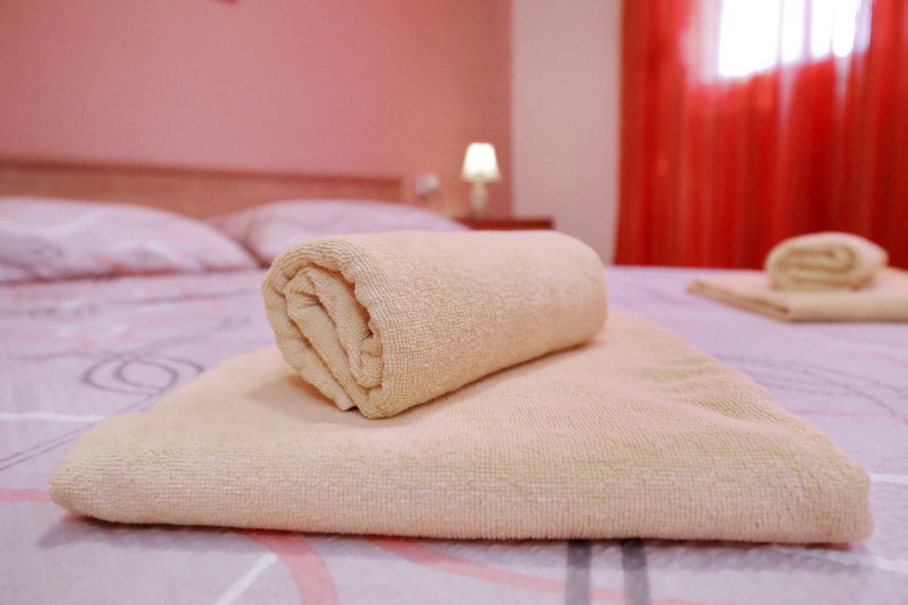 Apartman Lana In City Centre With Garage Zadar Zewnętrze zdjęcie
